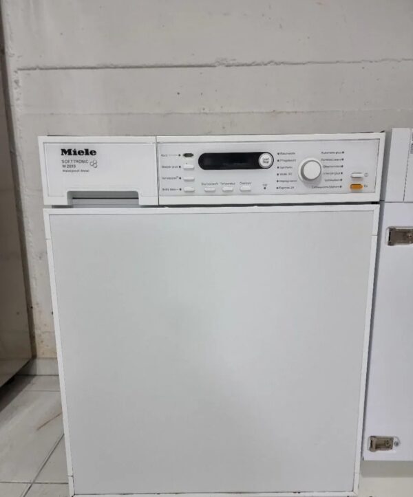 "MIELE", ugradna mašina za pranje veša, 6kg, A++, 6 meseci garancije, besplatan prevoz