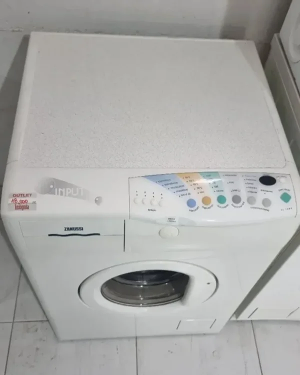 "Zanussi", polovna ves masina, 4,5 kg, 1200rpm, garancija 6 meseci, prevoz ukljucen u cenu - Image 2