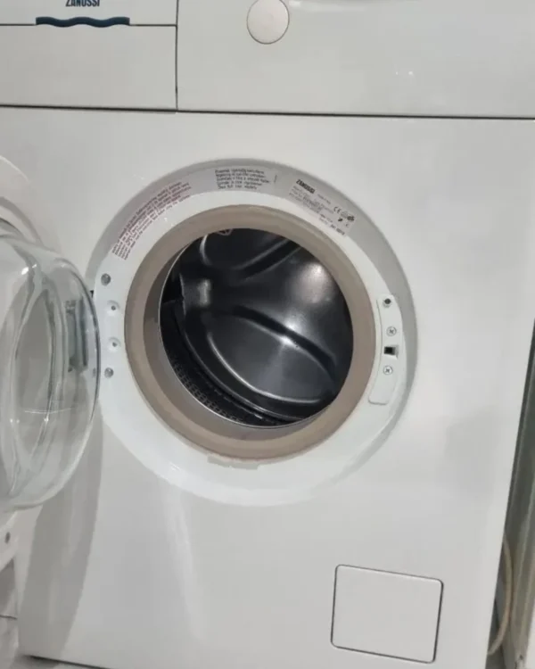 "Zanussi", polovna ves masina, 4,5 kg, 1200rpm, garancija 6 meseci, prevoz ukljucen u cenu - Image 4