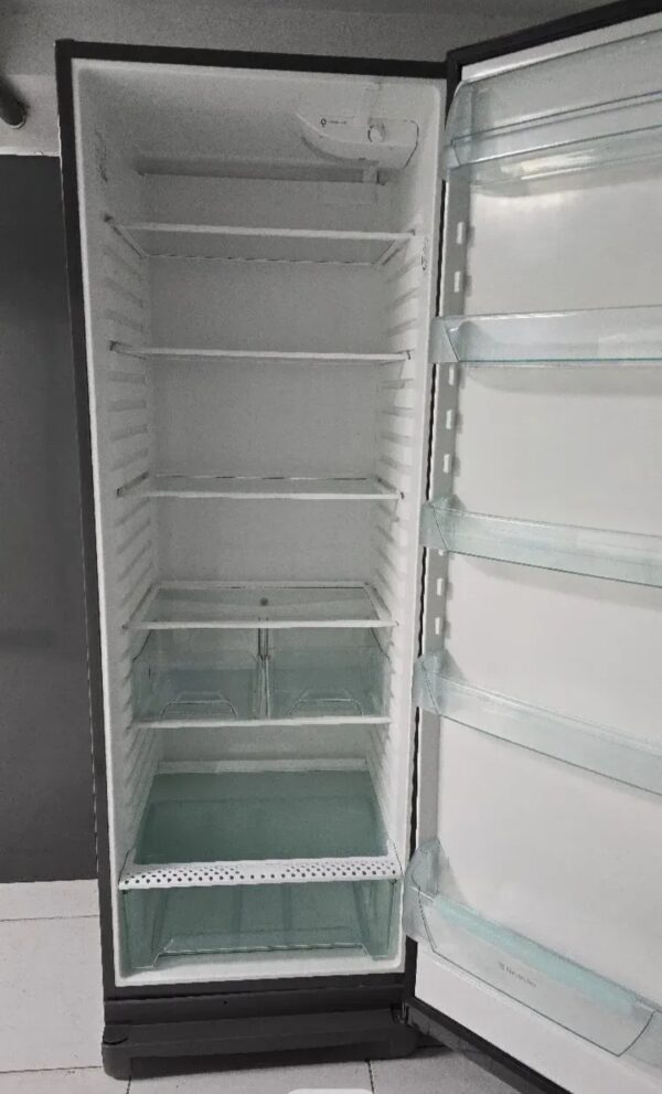 "Electrolux", polovan INOX frizider, 368l, garancija 6 meseci, prevoz ukljucen u cenu - Image 3