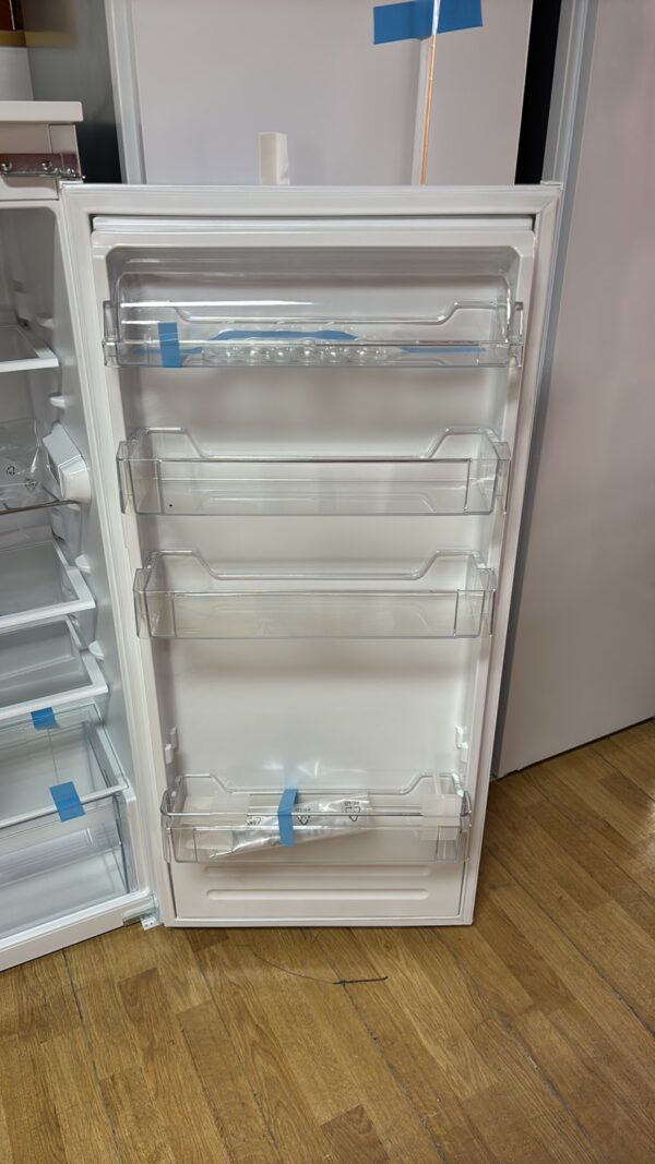 Nov ugradni frizider "IKEA", Model: AVKYLD 502.822.95, 209 l, visina 122cm, garancija 25 meseci, prevoz ukljucen u cenu - Image 4