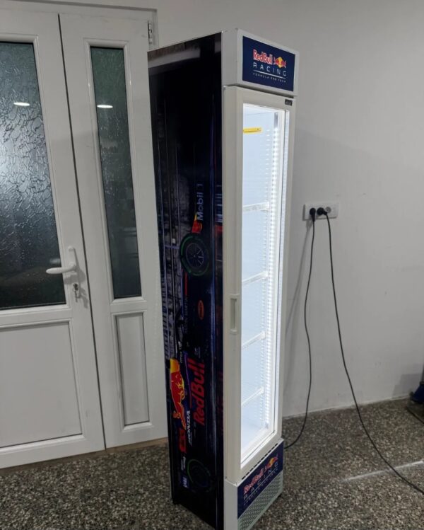 "RED BULL", F1 Racing Team, Slim vitrina, 36cm širina, PERFEKTNA - Image 2