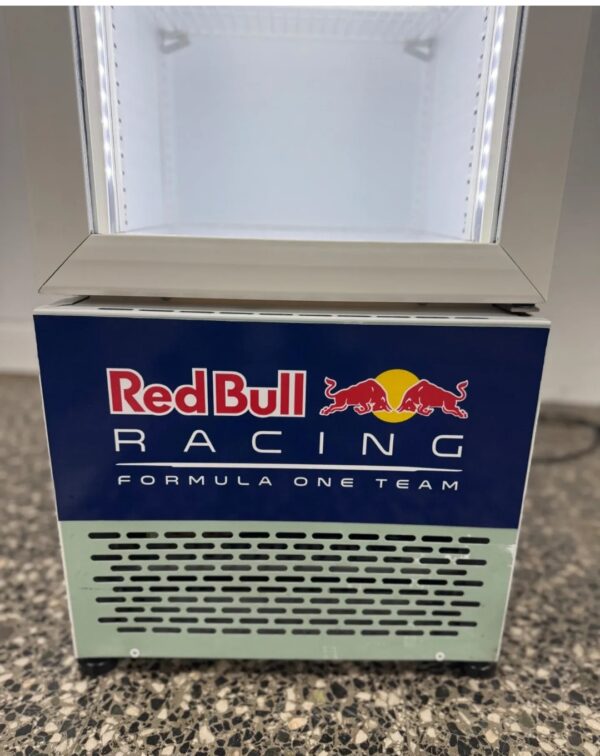 "RED BULL", F1 Racing Team, Slim vitrina, 36cm širina, PERFEKTNA - Image 4