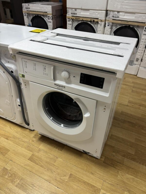 Nova ugradna ves masina " Ariston - HotPoint", 7 kg, 1200rpm, A+++, garancija 6 meseci, prevoz ukljucen u cenu - Image 6