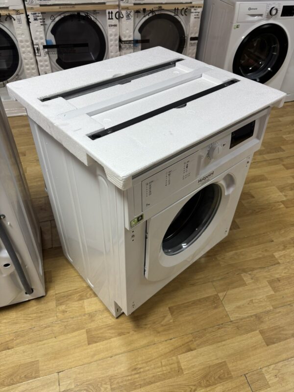 Nova ugradna ves masina " Ariston - HotPoint", 7 kg, 1200rpm, A+++, garancija 6 meseci, prevoz ukljucen u cenu - Image 5