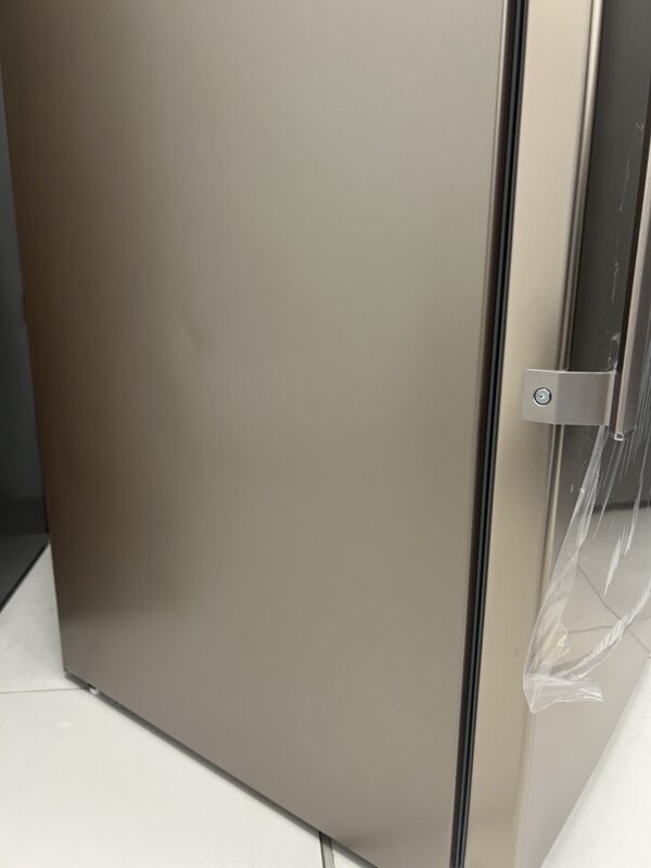 Nov kombinovani frizider "Whirlpool", sa blagim estetskim nedostacima, Inox,  No Frost, 355 L, 201 cm, garancije 25 meseci, prevoz ukljucen u cenu - Image 10