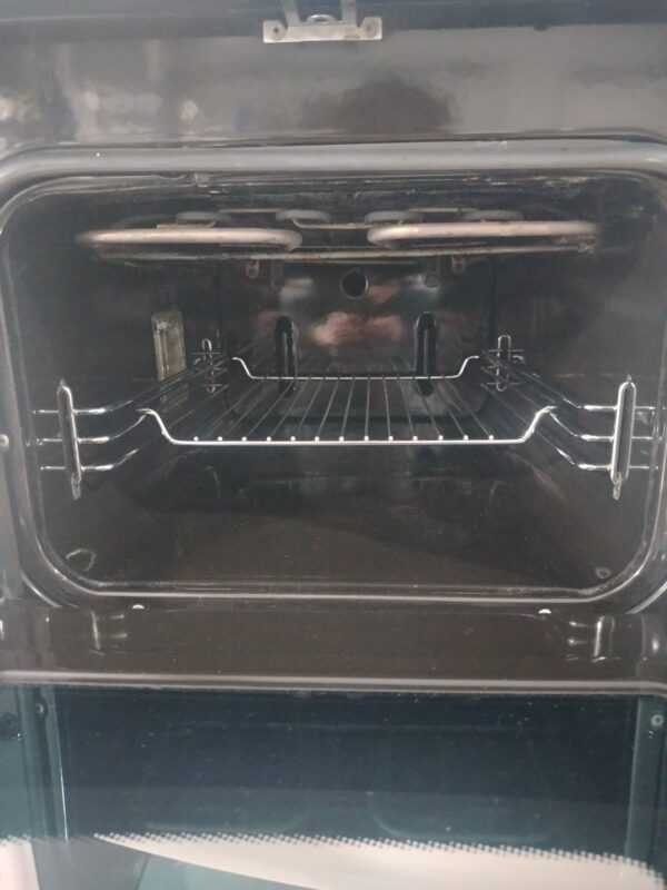 Polovan sporet sa dve rerne " Electrolux", 70 cm sirina, garancija 6 meseci, prevoz ukljucen u cenu - Image 3