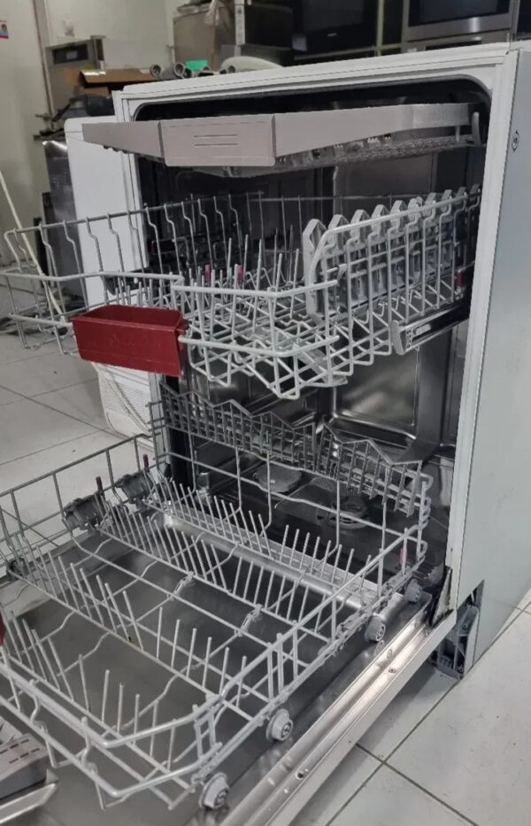 "NEFF -BOSCH", polovna full ugradna mašina za sudove, 15 kompleta, 6 meseci garancija, prevoz uklljucen u cenu - Slika 5