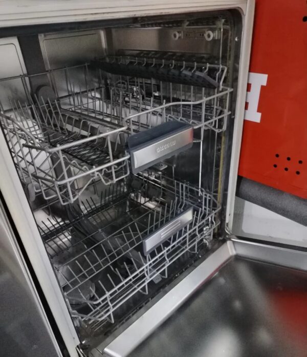 "Gaggenau", polovna  ugradna masina za sudove, 12 kompleta, garancija 6 meseci, prevoz ukljucen u cenu - Image 4