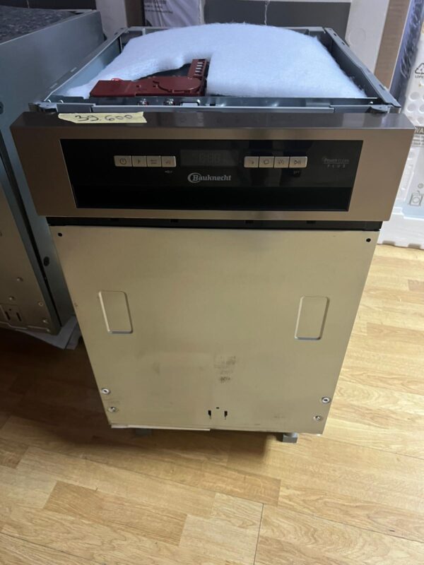 "Bauknecht", nova polu -ugradna sudo masina, 45 cm, Inox, garancija 25 meseci, prevoz ukljucen u cenu