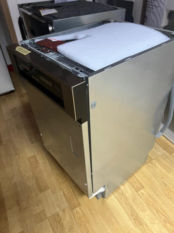 "Bauknecht", nova polu -ugradna sudo masina, 45 cm, Inox, garancija 25 meseci, prevoz ukljucen u cenu - Image 4