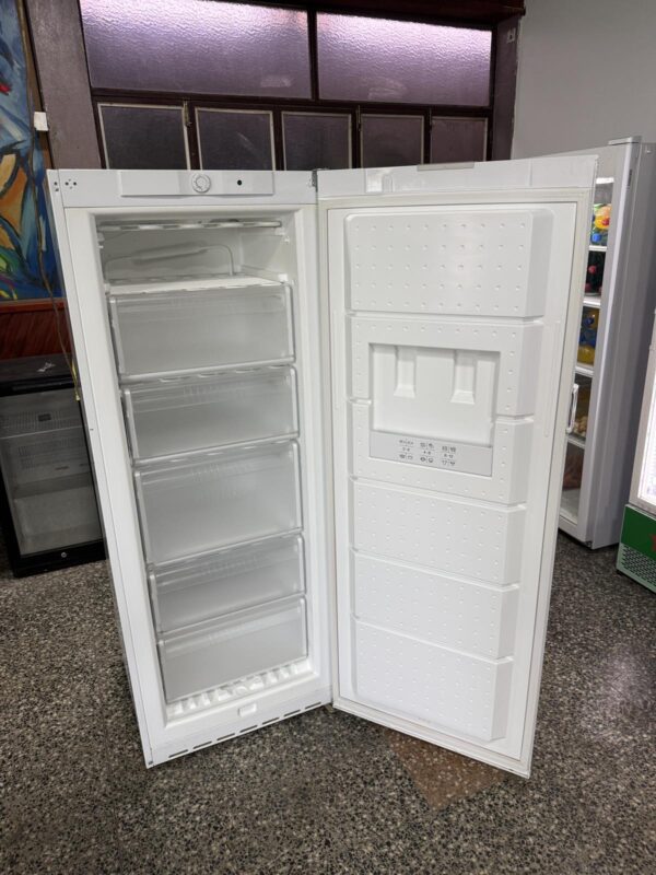 "SIEMENS", GERMANY, extra dobar zamrzivac, klasika, 155 cm, prevoz ukljucen u cenu
