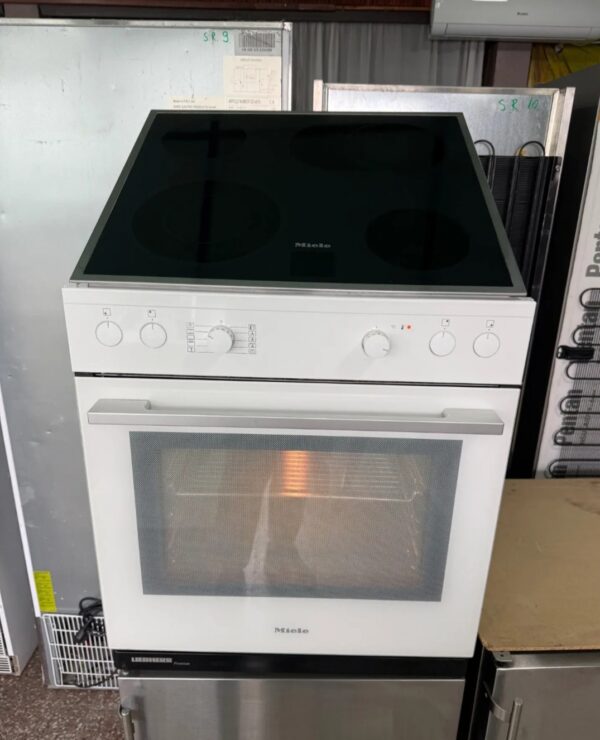 "MIELE", GERMANY, Beli ugradni šporet, komplet, prevoz ukljucen u cenu