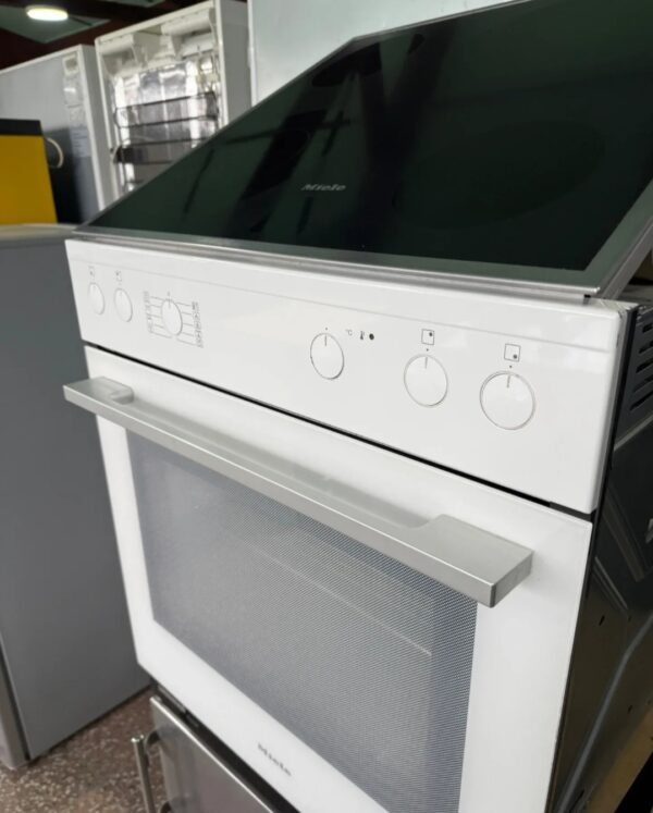 "MIELE", GERMANY, Beli ugradni šporet, komplet, prevoz ukljucen u cenu - Image 10