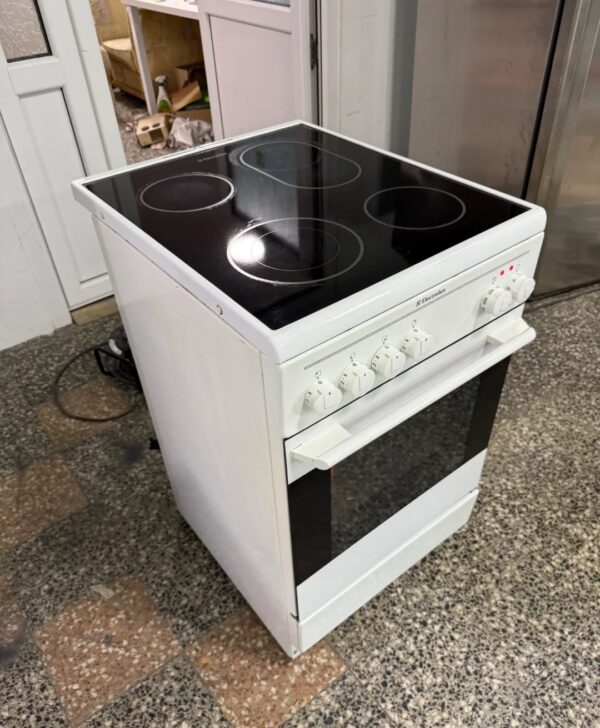 "ELECTROLUX", GERMANY, šporet 50cm, ravna ploča, prevoz ukljucen u cenu - Image 2