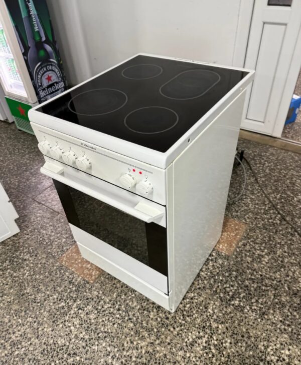 "ELECTROLUX", GERMANY, šporet 50cm, ravna ploča, prevoz ukljucen u cenu - Image 8