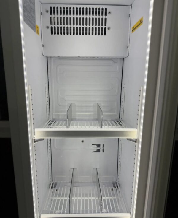 "EFFICOLD", GERMANY , Uska Slim Vitrina, 36cm širina, LED rasveta, prevoz ukljucen u cenu - Image 4