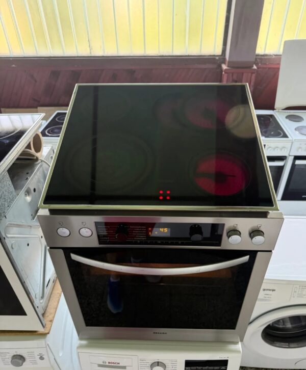"MIELE", GERMANY, INOX, ugradni šporet , odličan, prevoz ukljucen u cenu - Image 4