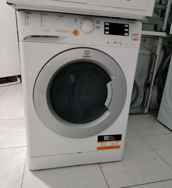"Indesit", ves masina za pranje i susenje vesa, 9 pere / 6 susi, 1400rpm, garancija 6 meseci, prevoz ukljucen u cenu