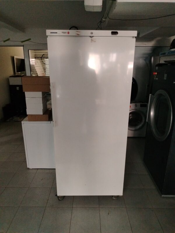 "Liebherr", polovna profi vitrina, ogromna, 572 litra, garancija 6 meseci