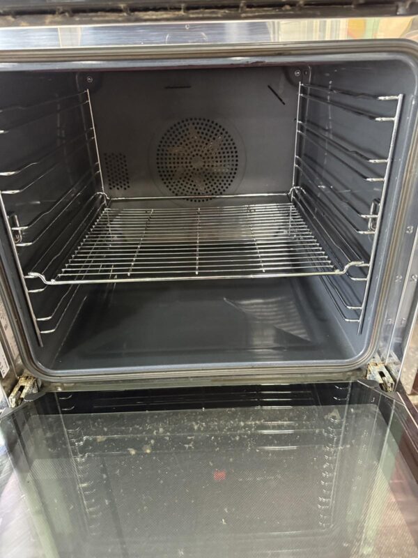 "MIELE", GERMANY, polovna  Nezavisna inox turbo rerna, bez svetla u rerni, prevoz ukljucen u cenu - Image 4