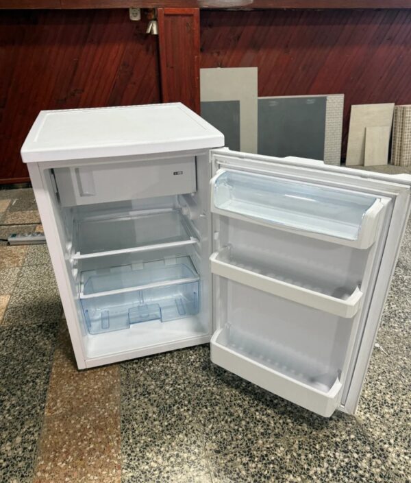"BEKO", GERMANY, polovan mali frižider sa komorom, KAO NOV, 85 cm, prevoz ukljucen u cenu - Image 7