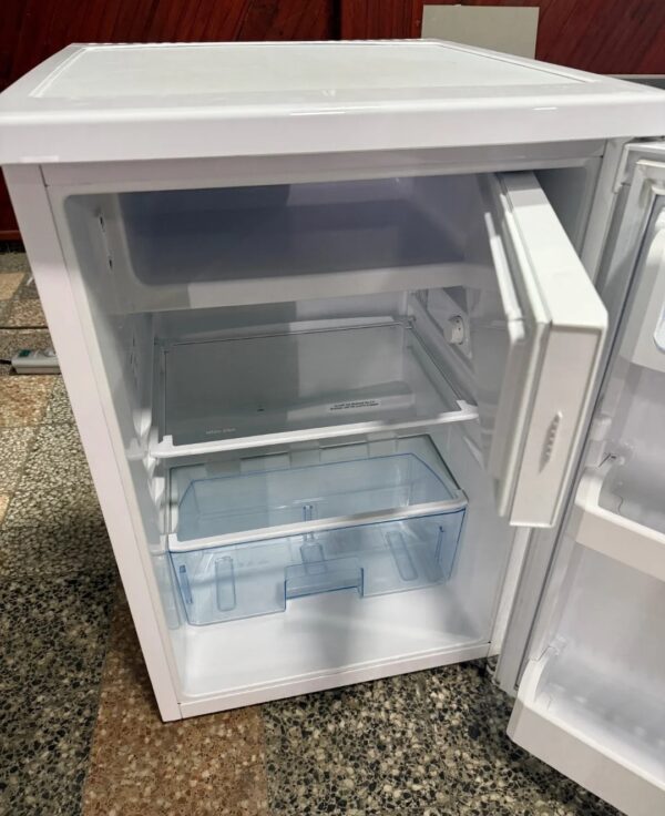 "BEKO", GERMANY, polovan mali frižider sa komorom, KAO NOV, 85 cm, prevoz ukljucen u cenu - Image 5