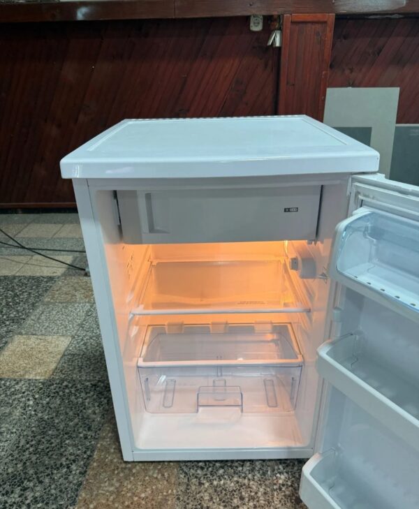 "BEKO", GERMANY, polovan mali frižider sa komorom, KAO NOV, 85 cm, prevoz ukljucen u cenu - Image 3