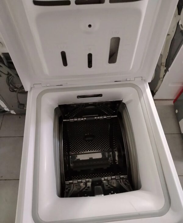 "Whirlpool", polovna ves masina sa punjenjem odozgo, 6 kg, 1200rpm, A+++, 6 meseci garancija, prevoz ukljucen u cenu - Image 3