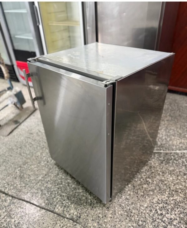 "LIEBHERR", GERMANY, Prohromski podpultni profi frižider, prevoz ukljucen u cenu