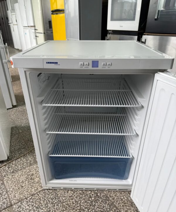"LIEBHERR", Premium, GERMANY, profesionalna plusna vitrina, 141 litar, prevoz ukljucen u cenu - Image 4