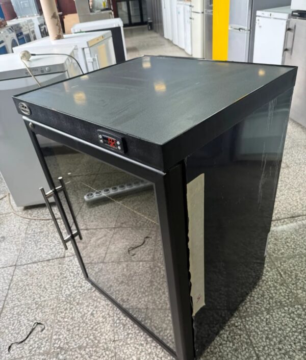 "CHAMBRAIR  - LIEBHERR",  GERMANY, polovna vitrina za vino i piće , TOOOOP, 176 l, prevoz ukljucen u cenu - Image 9