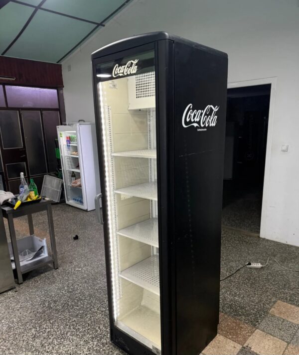 "COCA COLA", polovna vitrina, GERMANY, Black Edition ,FULL LED rasveta, extra model