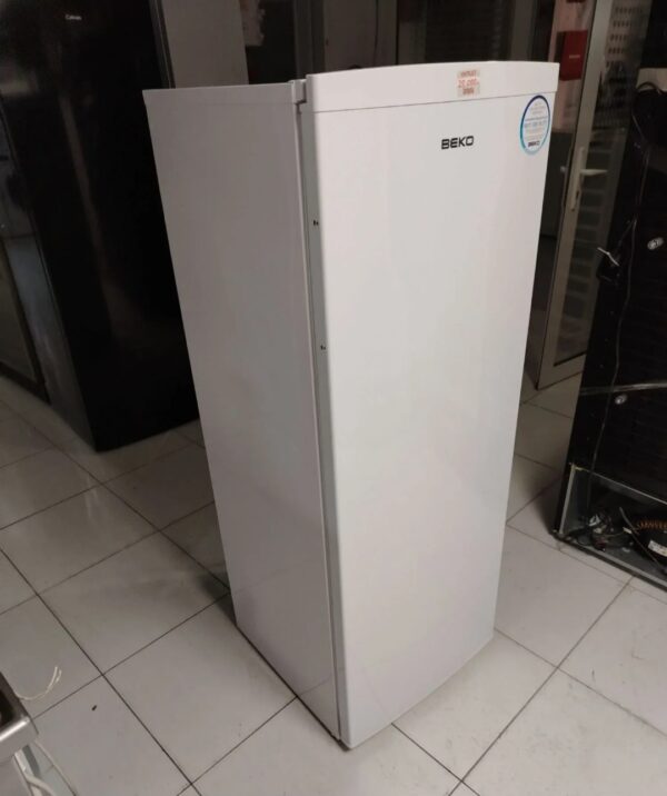 Beko zamrzivac, 144 cm, 176 litara, garancija 6 meseci, prevoz ukljucen u cenu - Image 4