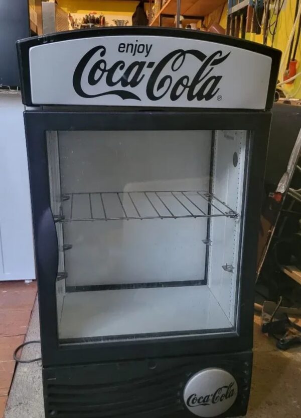 "Coca Cola",  polovna rashladna vitrina, Retro, 100x55, garancija 6 meseci, moguc prevoz - Image 5