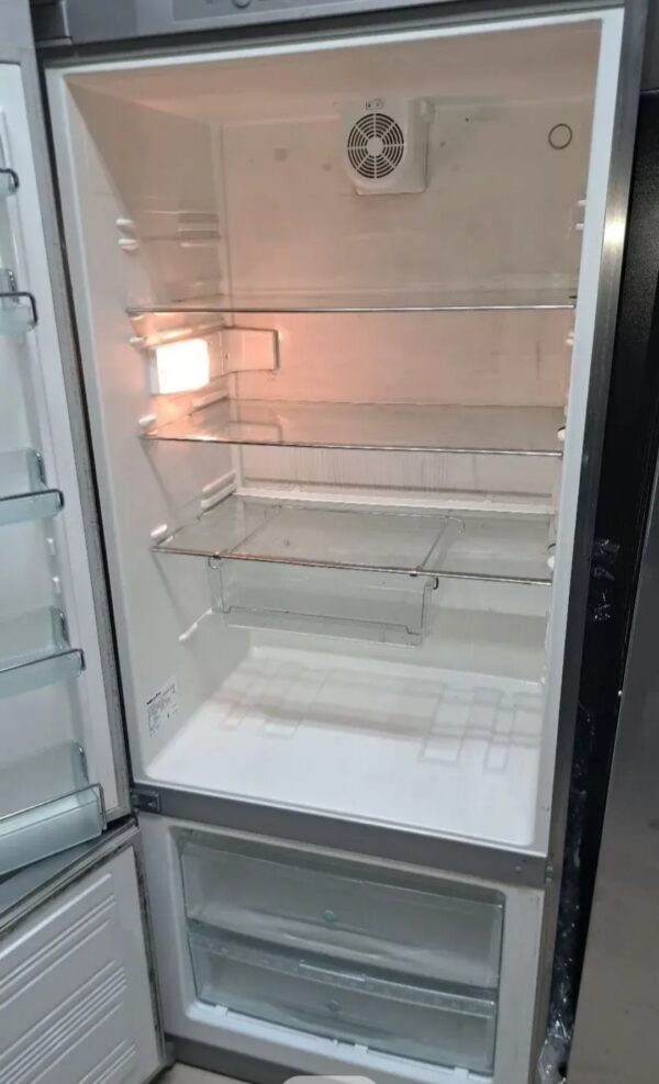 "Miele",  polovan inox frižider, širina 75cm, ogroman, No Frost, A+++, dva motora, garancija 6 meseci, moguc prevoz - Image 5