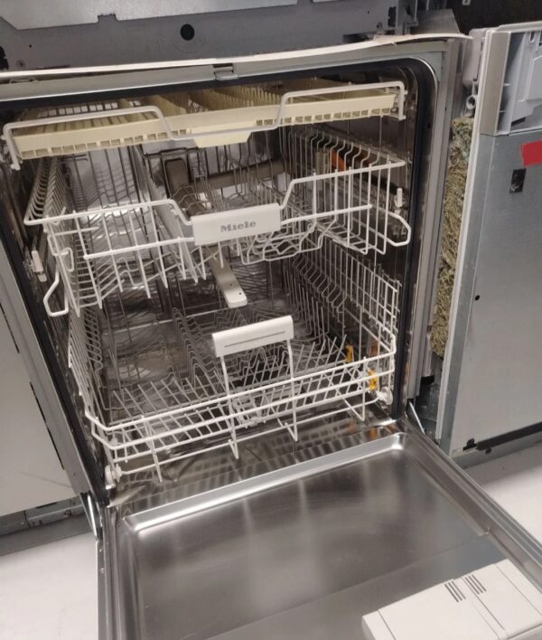 "Miele", podpultna masina za sudove za 14 kompleta, 6 meseci garancija, prevoz ukljucen u cenu - Image 4