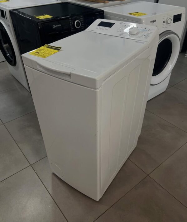 "Indesit", nova ves masina sa punjenjem odozgo, 6 kg, 1200 rpm, garancija 6 meseci, prevoz ukljucen u cenu