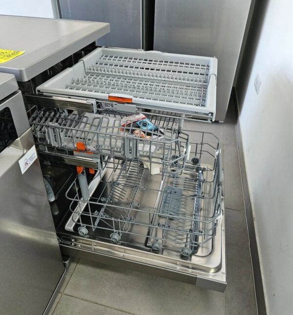 "Ariston", vrhunska nova sudo masina, 60 cm, inox, 15 kompleta, A++, garancija 6 meseci, prevoz ukljucen u cenu - Image 3