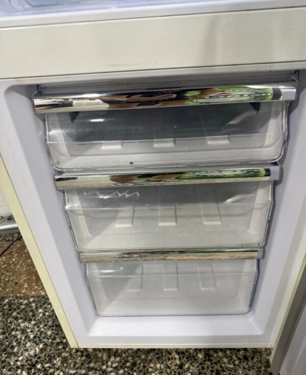RETRO "Exquisit",  Germany Bež Créme polovan kombinovani frižider, 182x55, prevoz ukljucen u cenu - Image 3