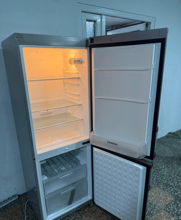 "SIEMENS", GERMANY, polovan Inox kombinovani frižider ,305lit, 170 cm, prevoz ukljucen u cenu - Image 2