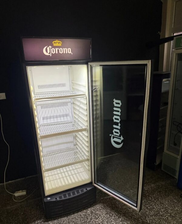 "CORONA - CERVEZA", Germany, polovna rashladna staklena vitrina, 182 cm, 300 litara - Image 4