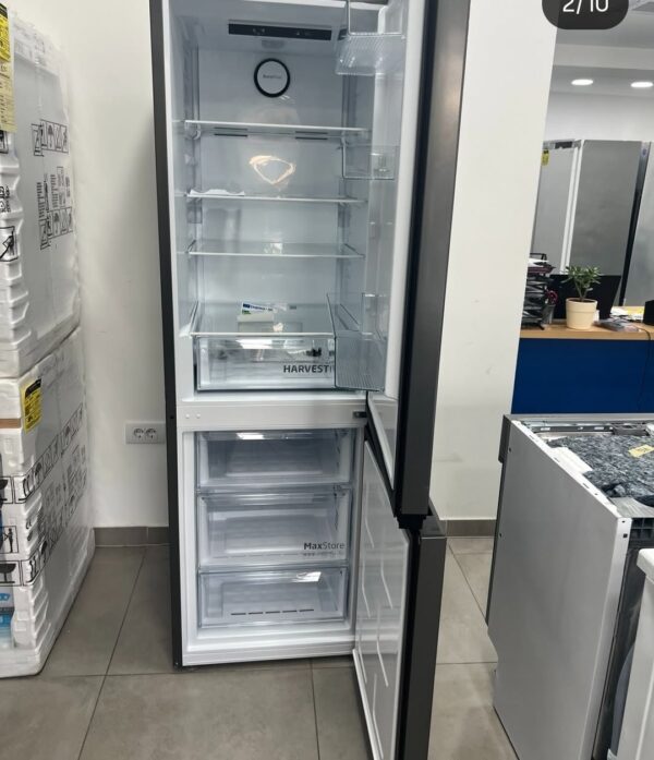 „Beko“, kombinovani inox frizider, ProSmart - Inverter, No Frost, 186 cm. Garancija 25 meseci. Prevoz uključen u cenu. Rezervni delovi obezbeđeni 7 godina; moguć servis i posle isteka garancije. - Image 2