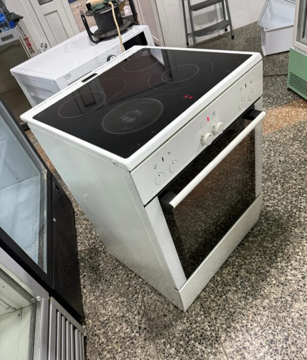 "SIEMENS", GERMANY, 60cm, monofazni polovan sporet, turbo, prevoz ukljucen u cenu - Image 2