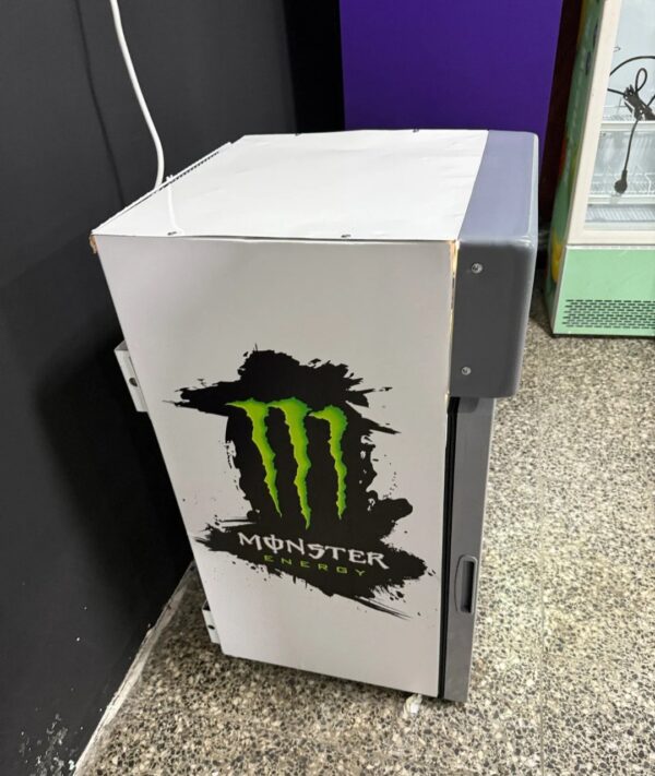 "MONSTER ENERGY", polovna rashladna vitrina, White edition, 85 cm, prevoz ukljucen u cenu - Image 6