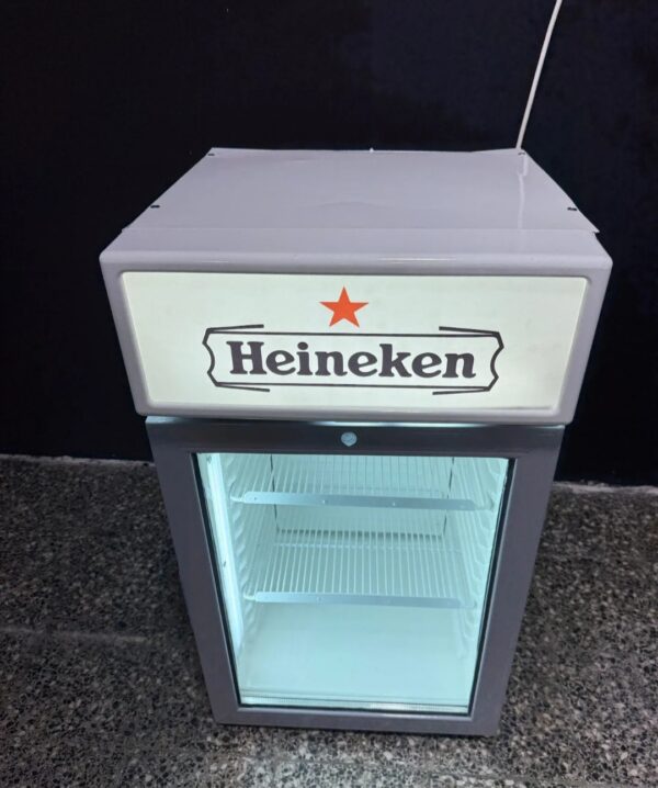"HEINEKEN - ON ICE", polovna rashladna staklena vitrina, 85 cm, prevoz ukljucen u cenu
