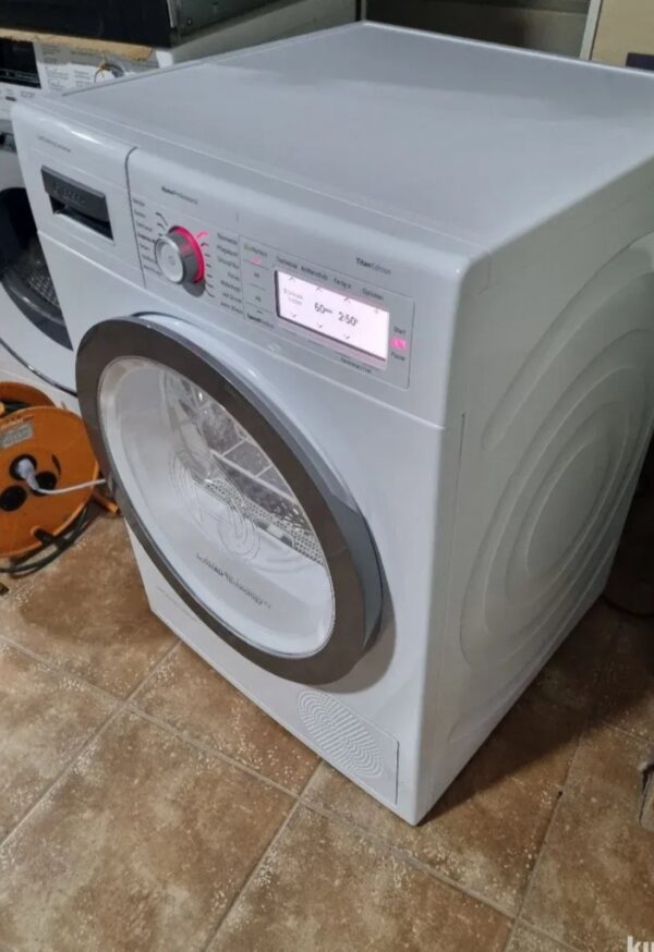 "Bosch Home Profesional", polovna masina za susenje vesa, uvoz CH, 8 kg, Toplotna Pumpa, touch, LED, sace, garancija 6 meseci, moguc prevoz - Slika 4