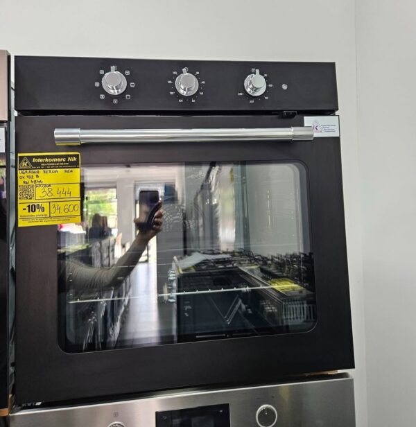 "IKEA" ugradna rerna, 71 L, ventilatorsko pečenje, 5 nivoa, A klasa, sigurnosna brava za decu. Garancija 25 meseci. Prevoz uključen u cenu.