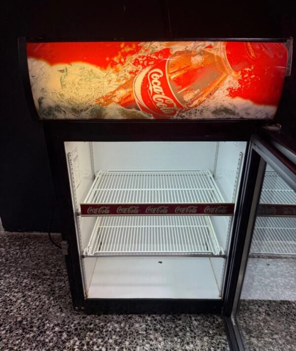 "COCA COLA", Germany, polovna mala staklena rashladna vitrina, 83 cm, prevoz ukljucen u cenu - Slika 4