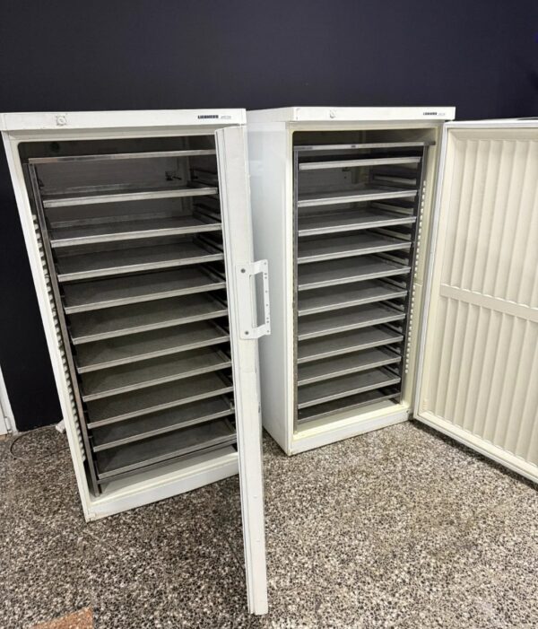 "LIEBHERR", GERMANY, polovne pekarske plusne vitrine, plehovi 60x40cm, 500 l - Slika 8